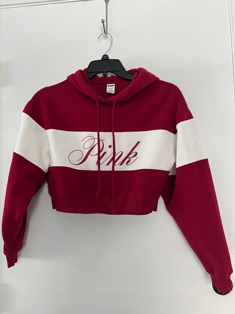PINK Victoria's Secret Red and White Cropped Hoodie